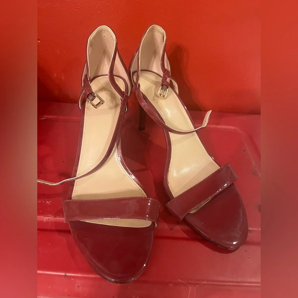 Michael Kors, 3 inch heels
